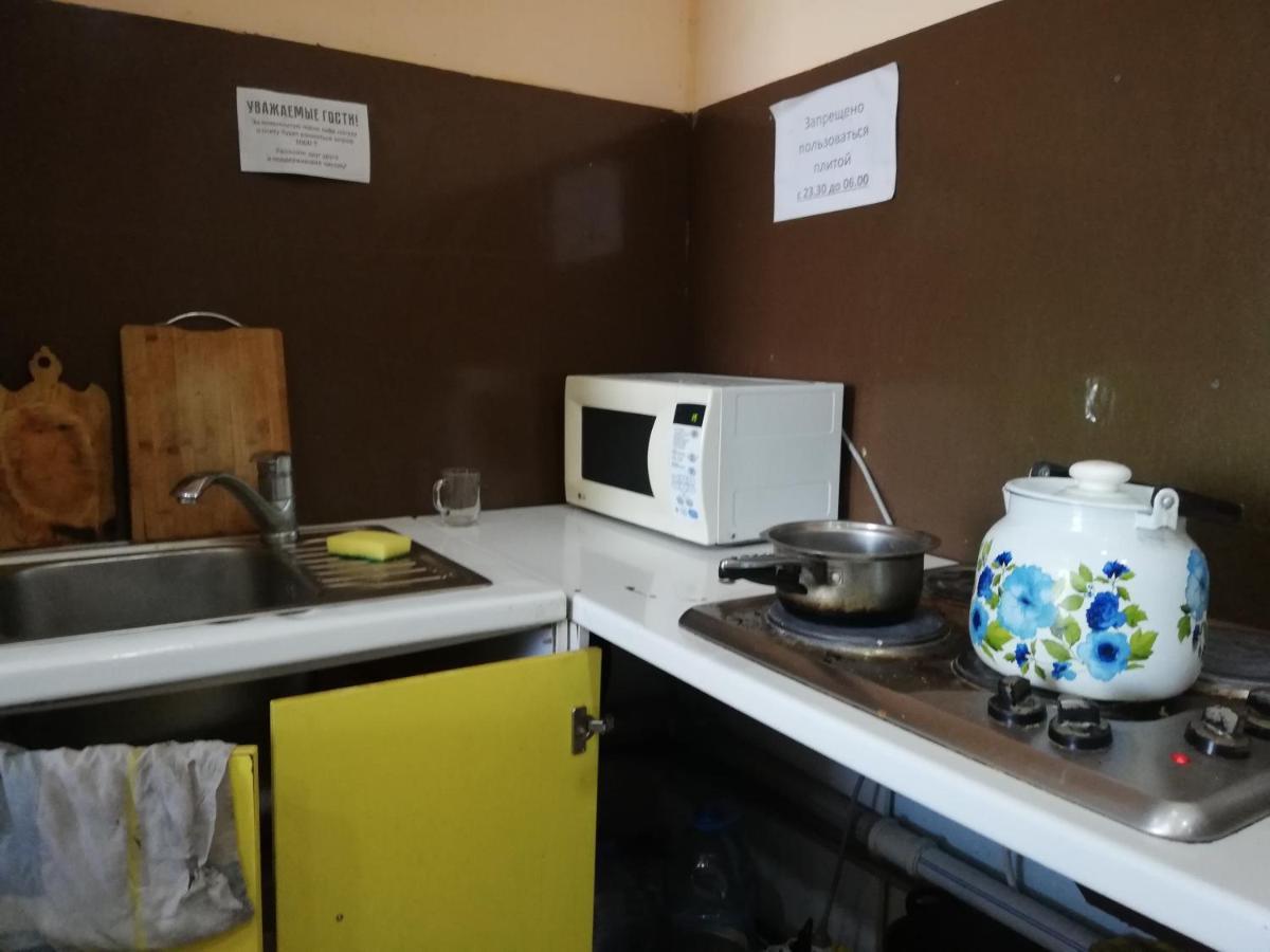 אלמטי Fox Hostel מראה חיצוני תמונה