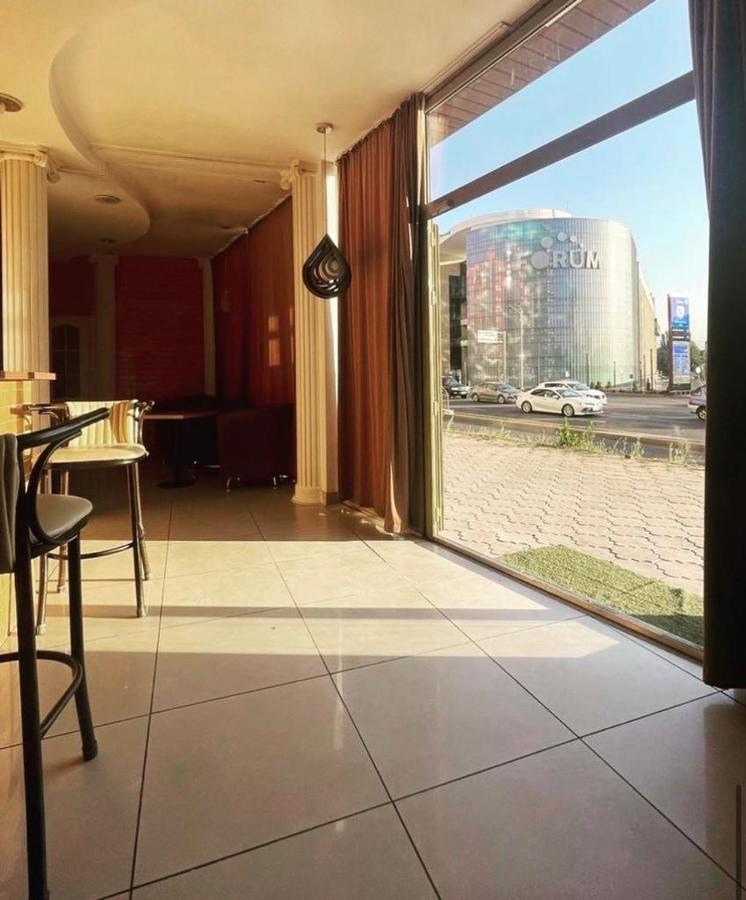 אלמטי Fox Hostel מראה חיצוני תמונה
